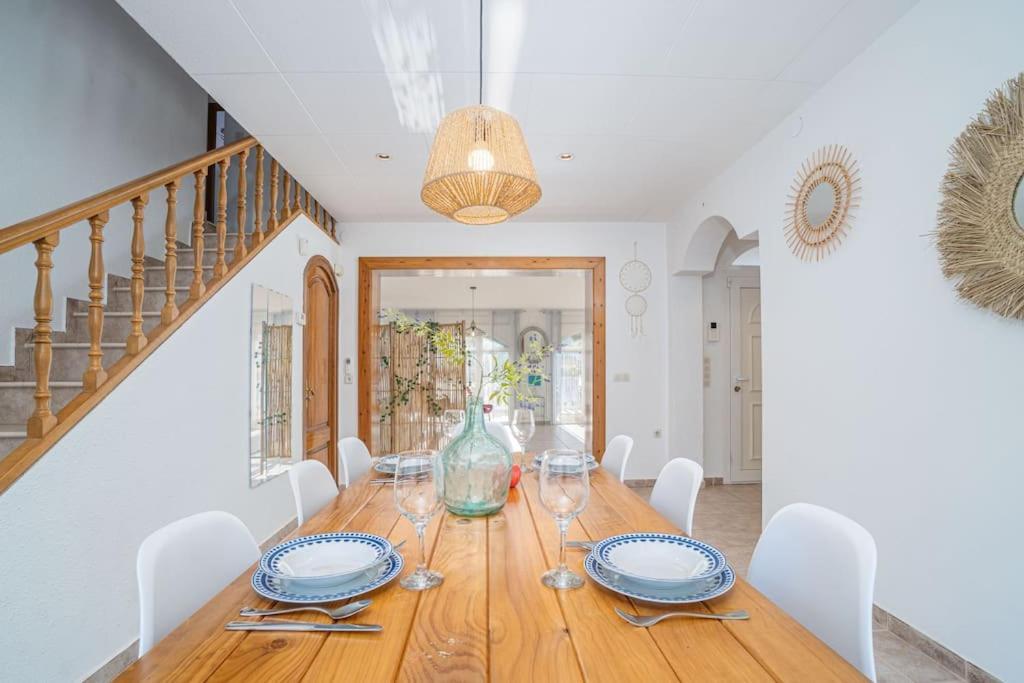 Sm21-Gran Casa De Vacaciones En La Playa, 4 Habitaciones, Climatizada, Piscina, Barbacoa Y Wifi เอมปูเรียบราบา ภายนอก รูปภาพ
